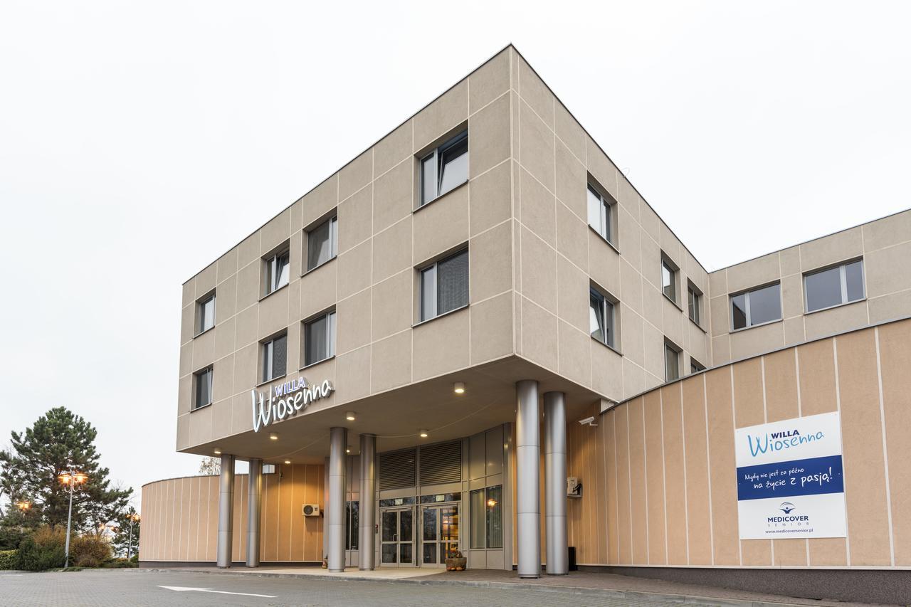 Willa Wiosenna Hotel Ozarow Mazowiecki Esterno foto